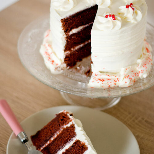 Red velvet cake - Lilie Bakery