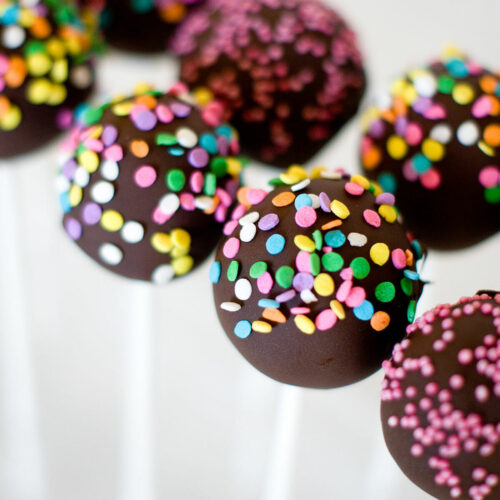 Cake pops vanille chocolat pop cakes sans moule zoom - Lilie Bakery