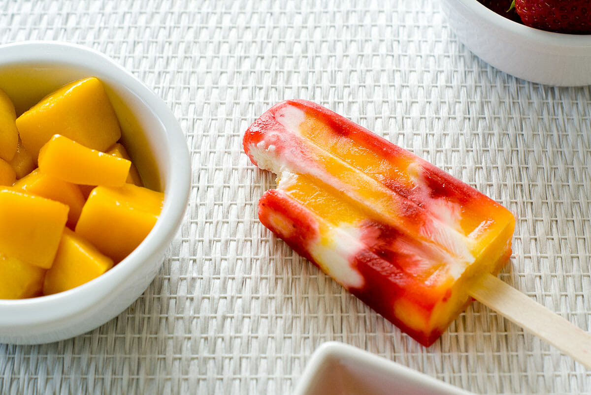 esquimau-sorbet-fraise-mangue-yaourt-lilie-bakery-2