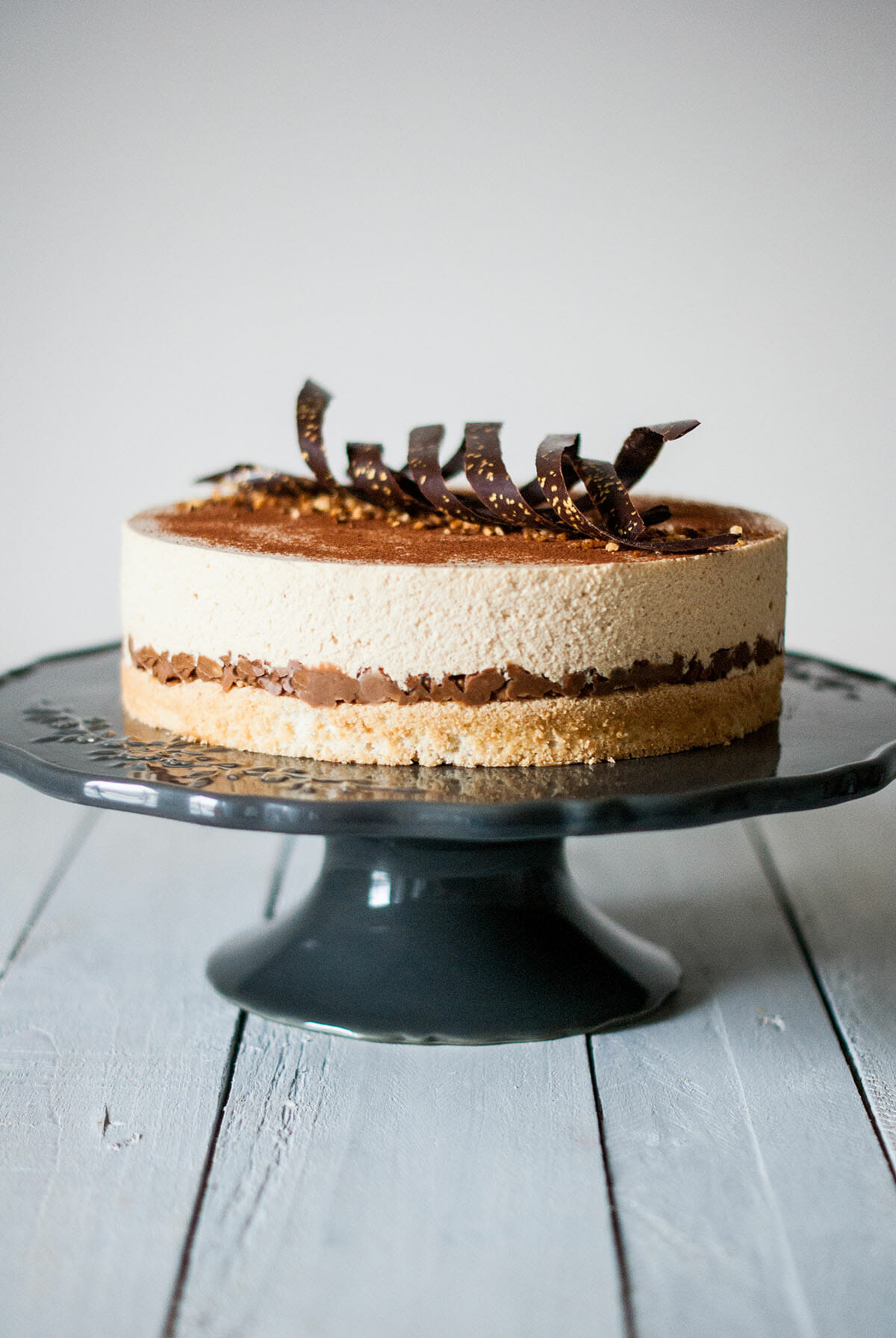 Entremets-Dulcey-Croquant-Pralinoise-Biscuit-Noisette-Lilie-Bakery.jpg Entremets Dulcey, croquant praliné & noisette recette - Lilie Bakery