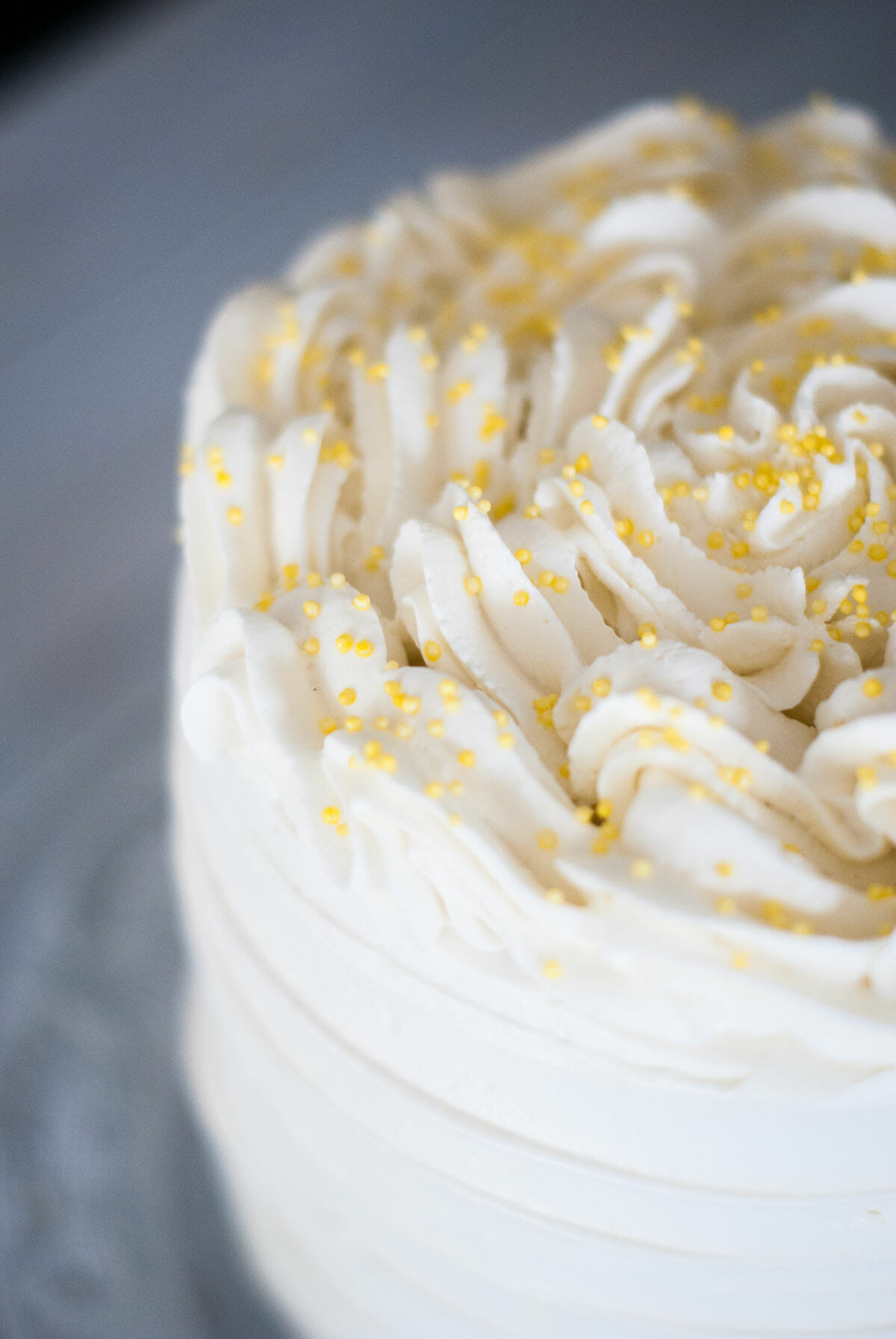 layer-cake-lemon-poppy-lilie-bakery-3