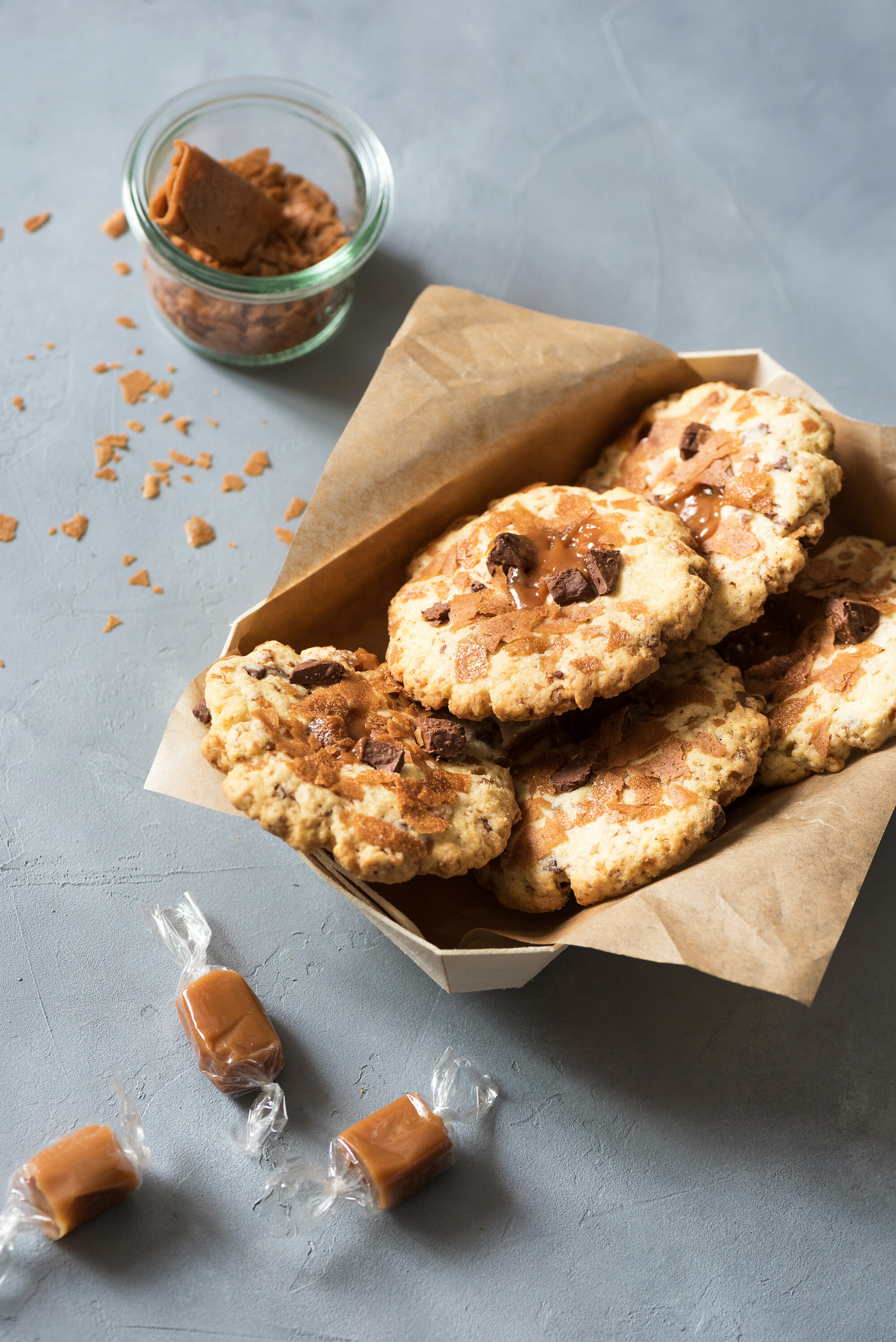 Cookies crepes dentelle, caramel beurre salé, chocolat au lait - Lilie Bakery