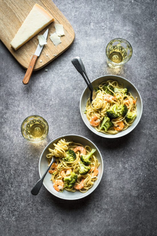 One pot pasta crevettes ail citron brocolis - Lilie Bakery