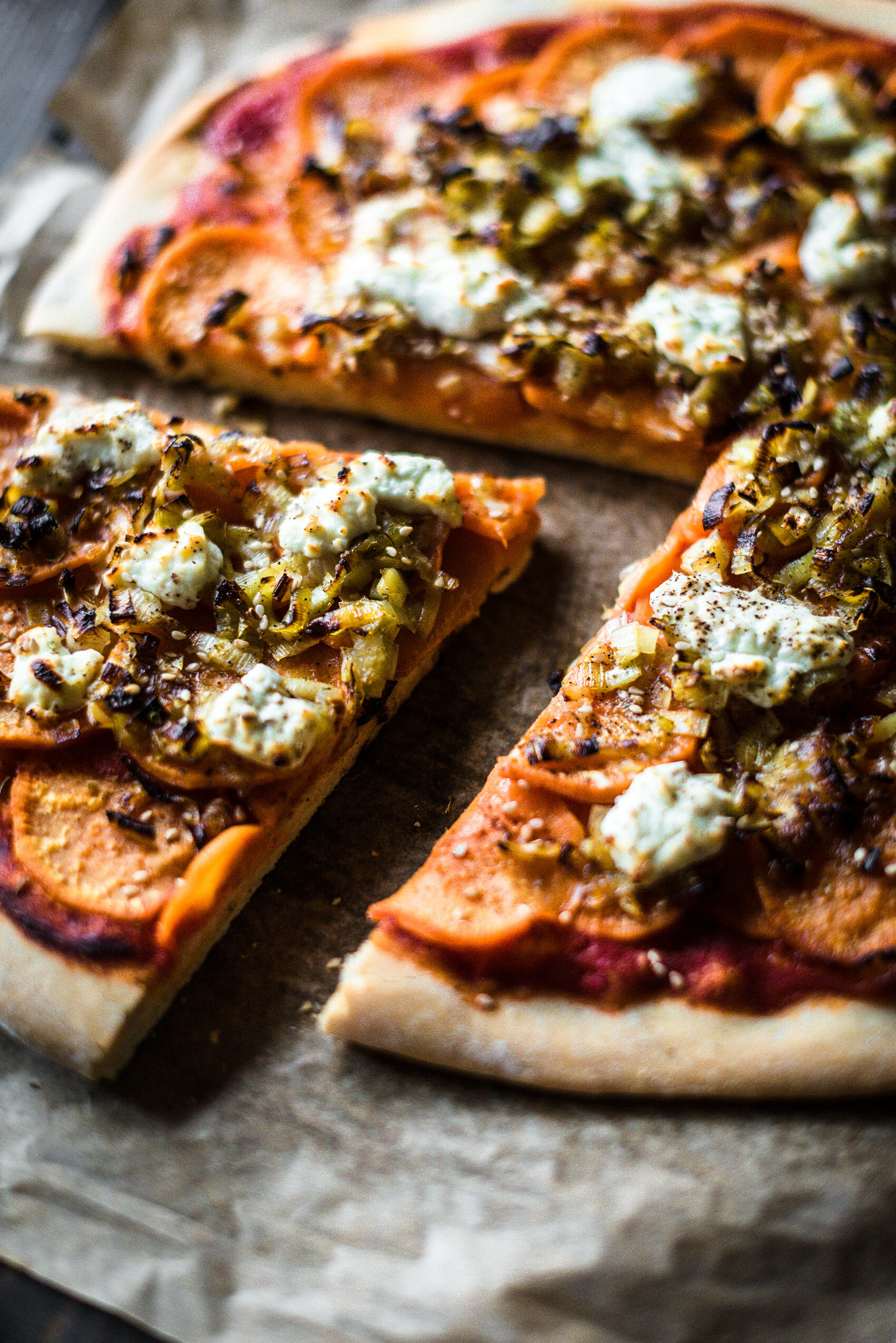 Pizza patate douce poireaux chèvre frais - Lilie Bakery