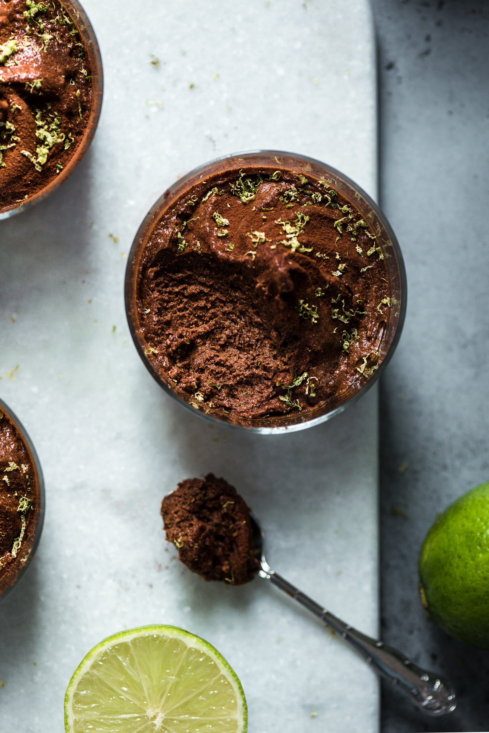 Mousse chocolat glacée citron vert - Lilie Bakery