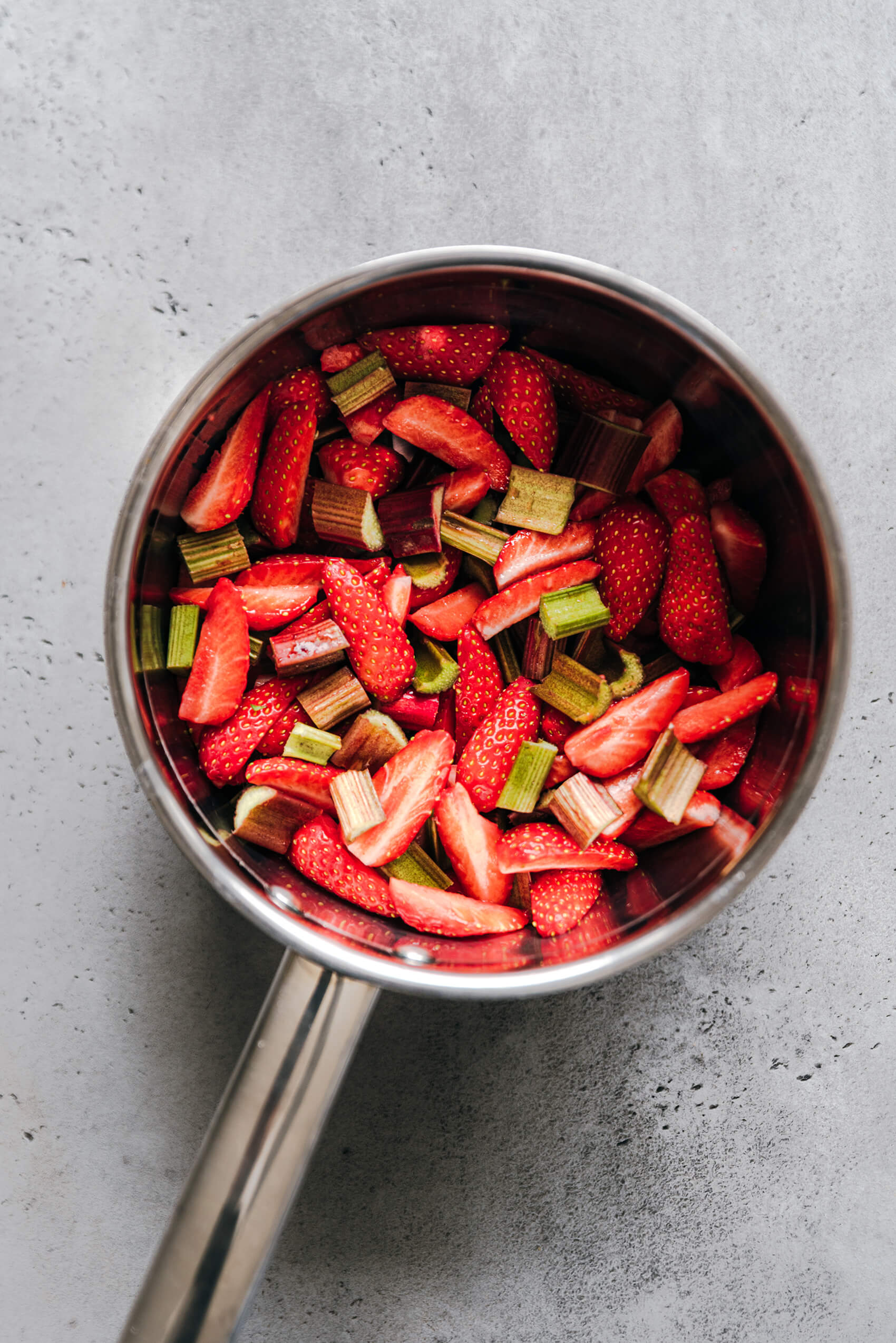 Compotée fraise rhubarbe - Lilie Bakery