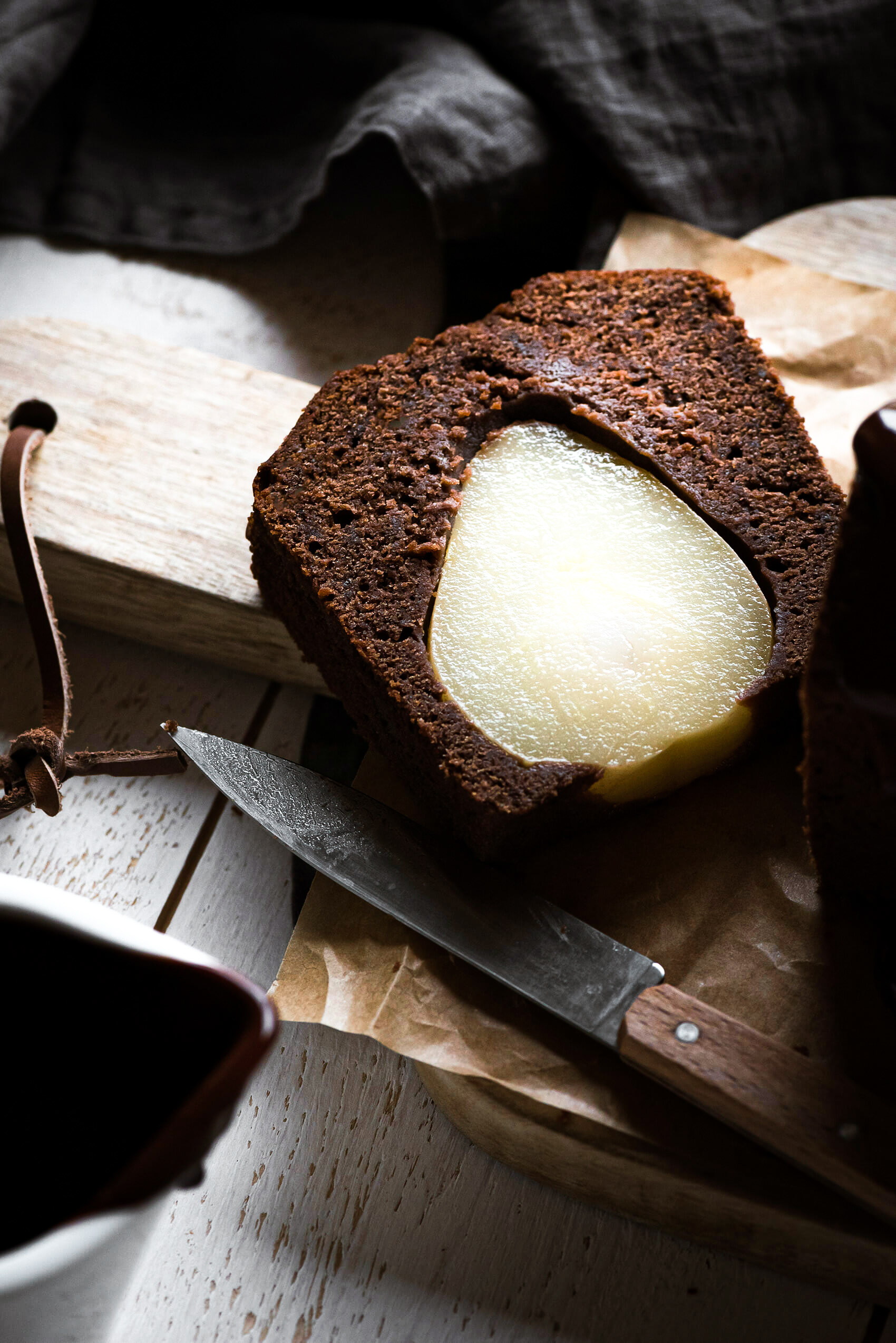 Cake poire chocolat ganache zoom - Lilie Bakery