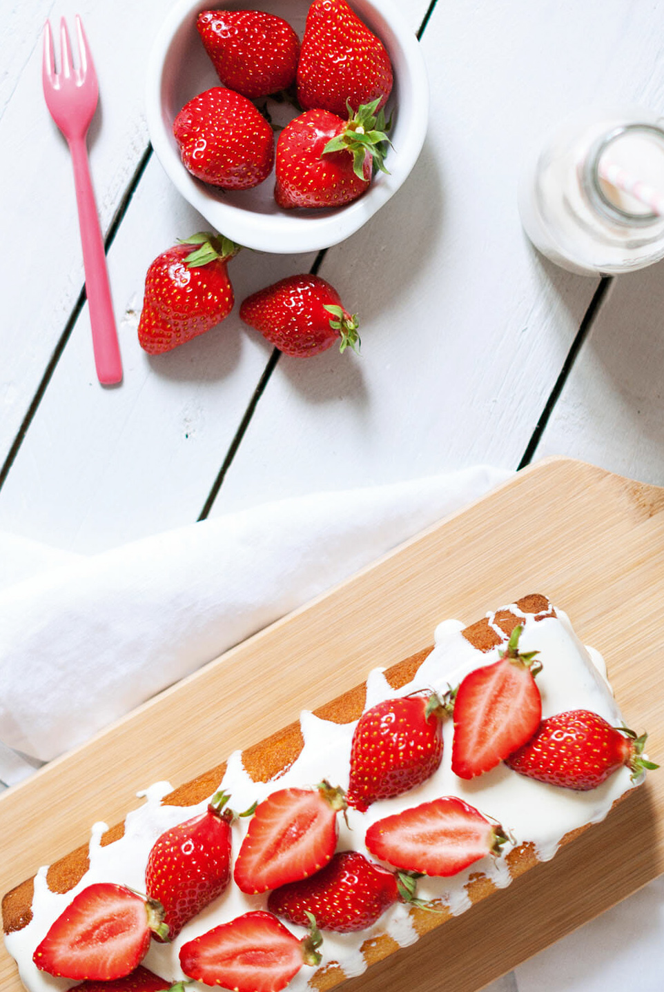 Vanilla strawberry cake - Lilie Bakery