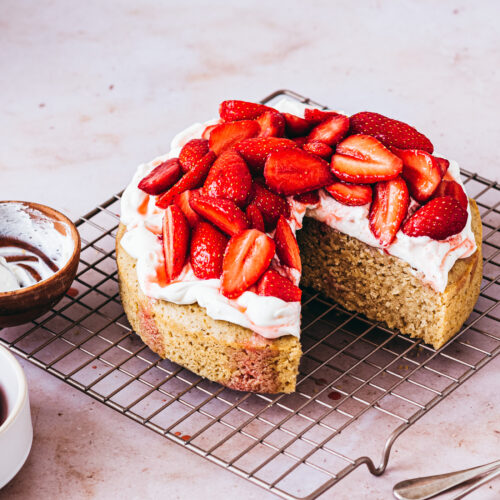 Gâteau à la vanille chantilly mascarpone fraises - Lilie Bakery