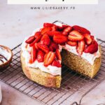 G&acirc;teau &agrave; la vanille chantilly mascarpone fraises - Lilie Bakery