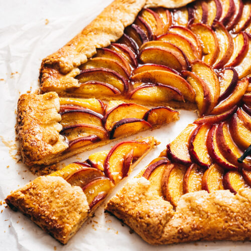 Tarte rustique aux pêches vanille - Lilie Bakery