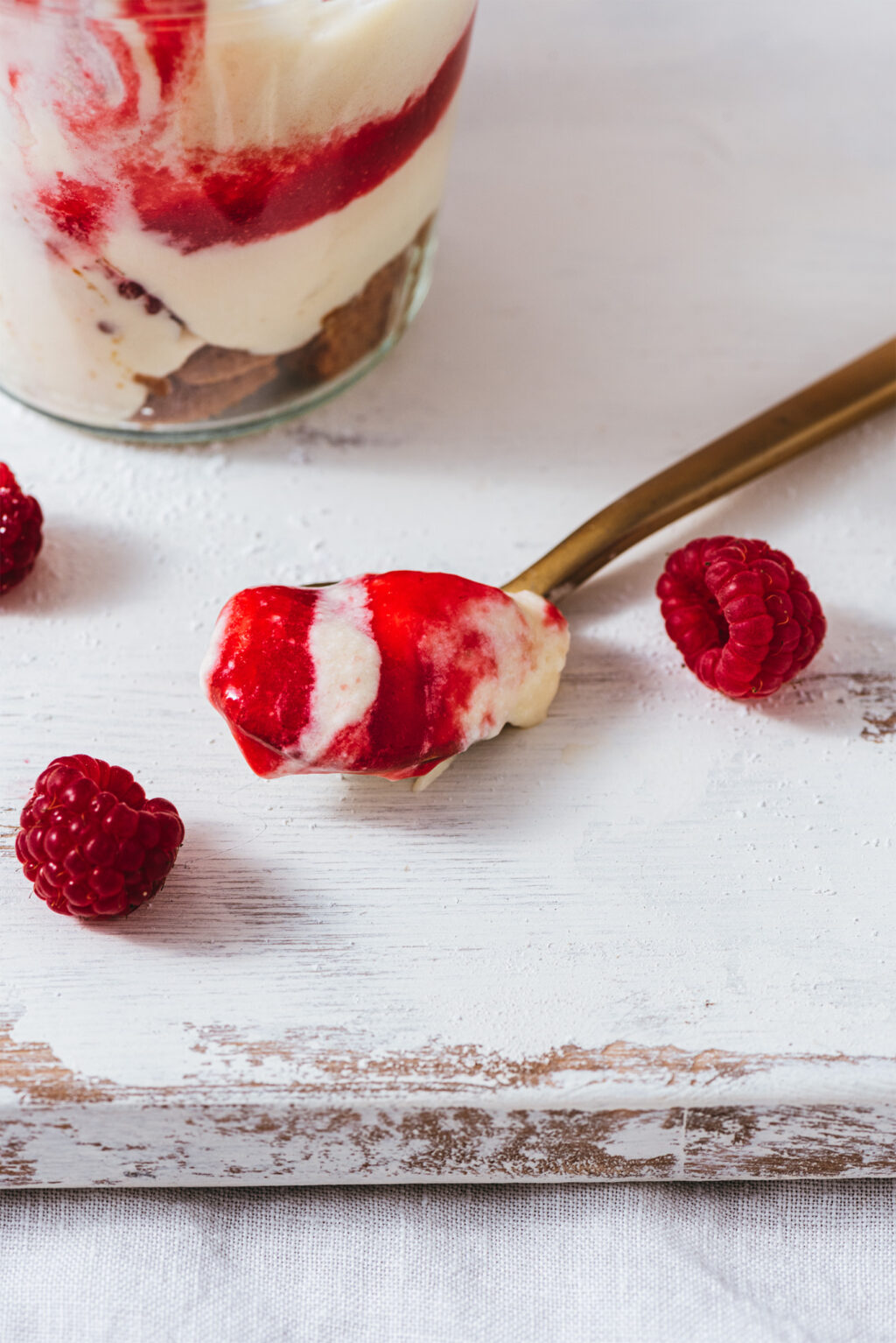 Raspberry tiramisu - Lilie Bakery