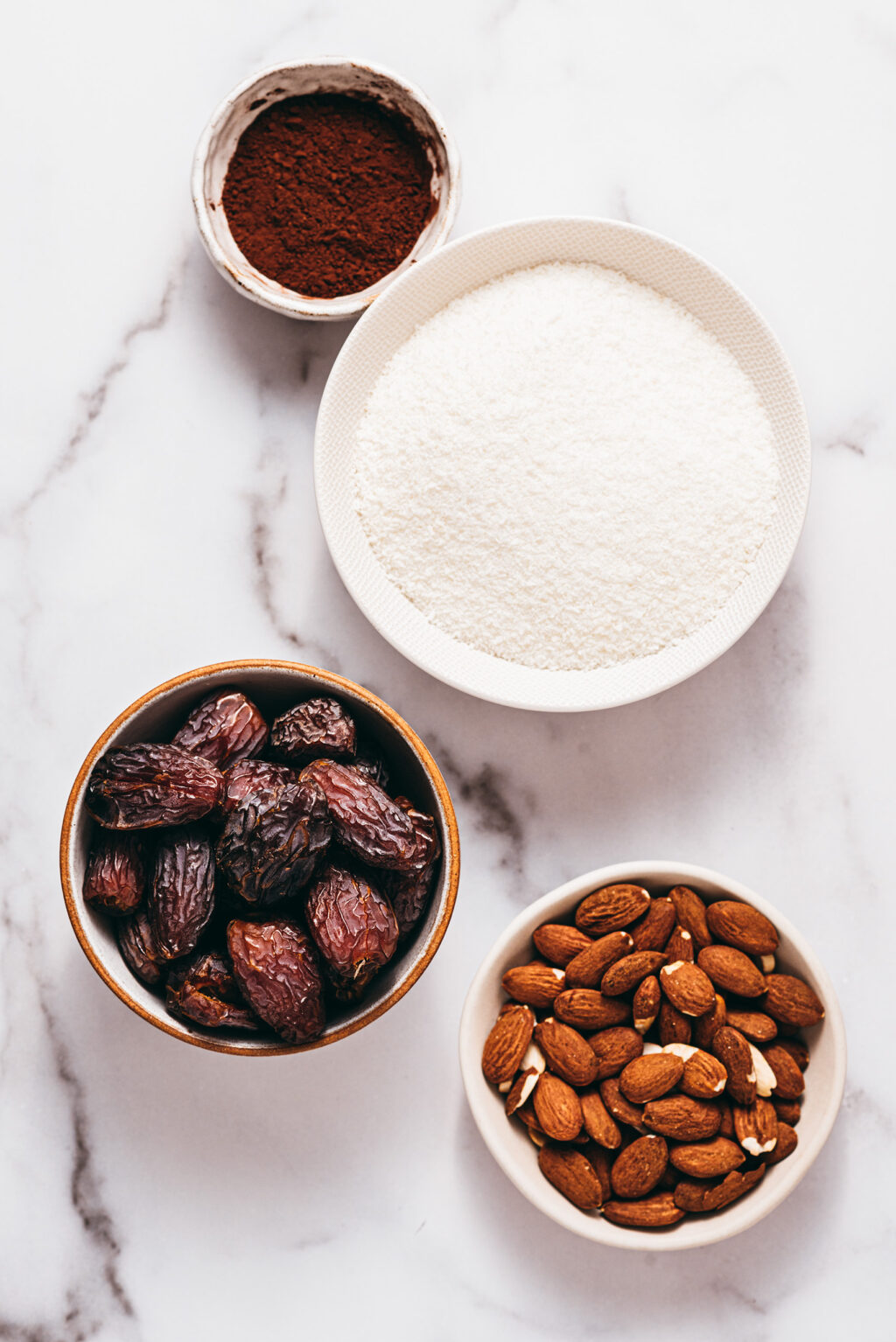 Ingrédients energy balls aux dattes - Lilie Bakery