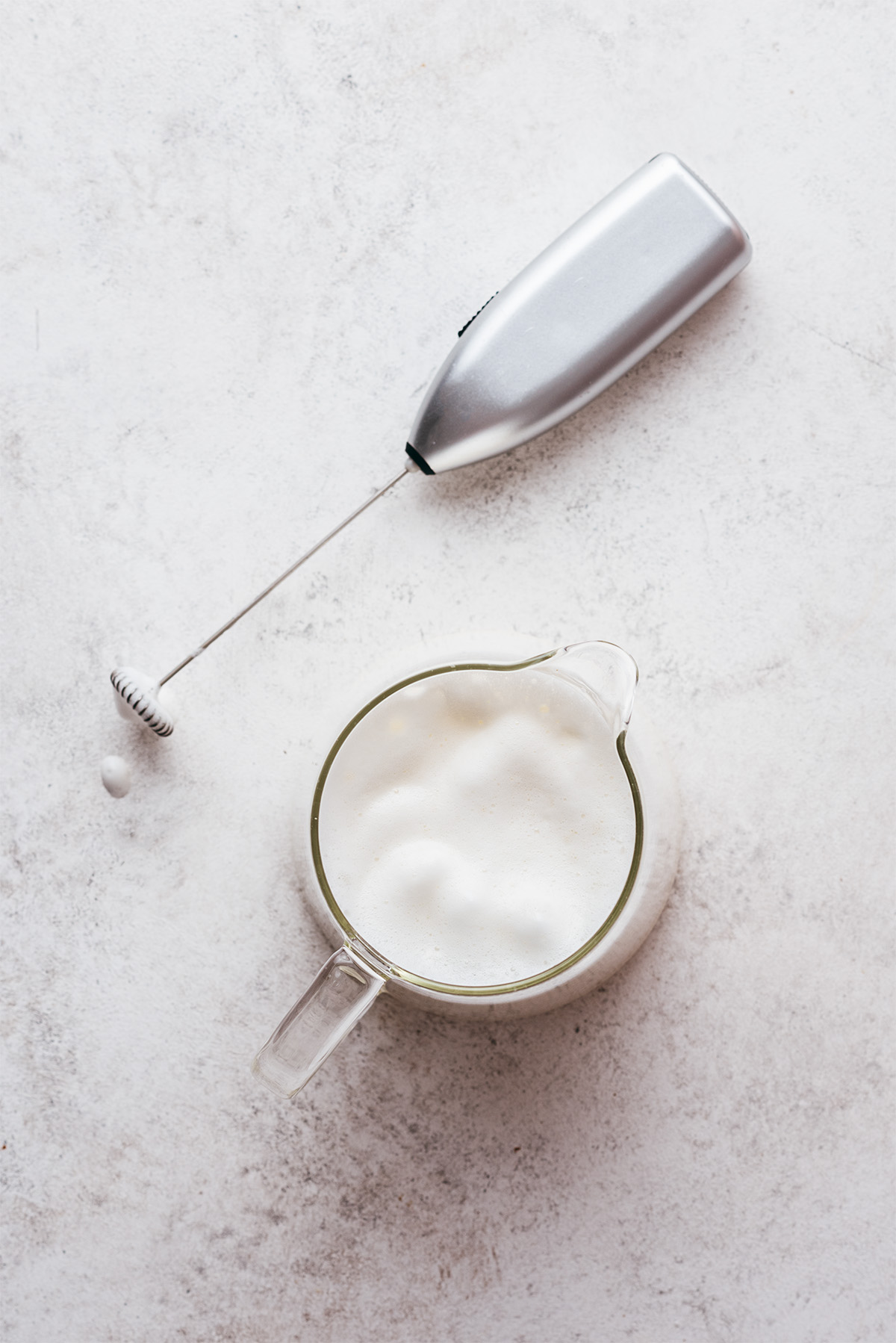 Faire mousser le lait - Lilie Bakery