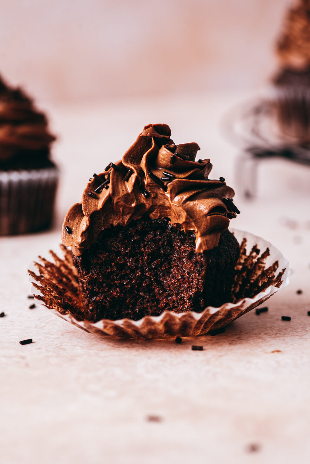 Cupcake chocolat intérieur - Lilie Bakery