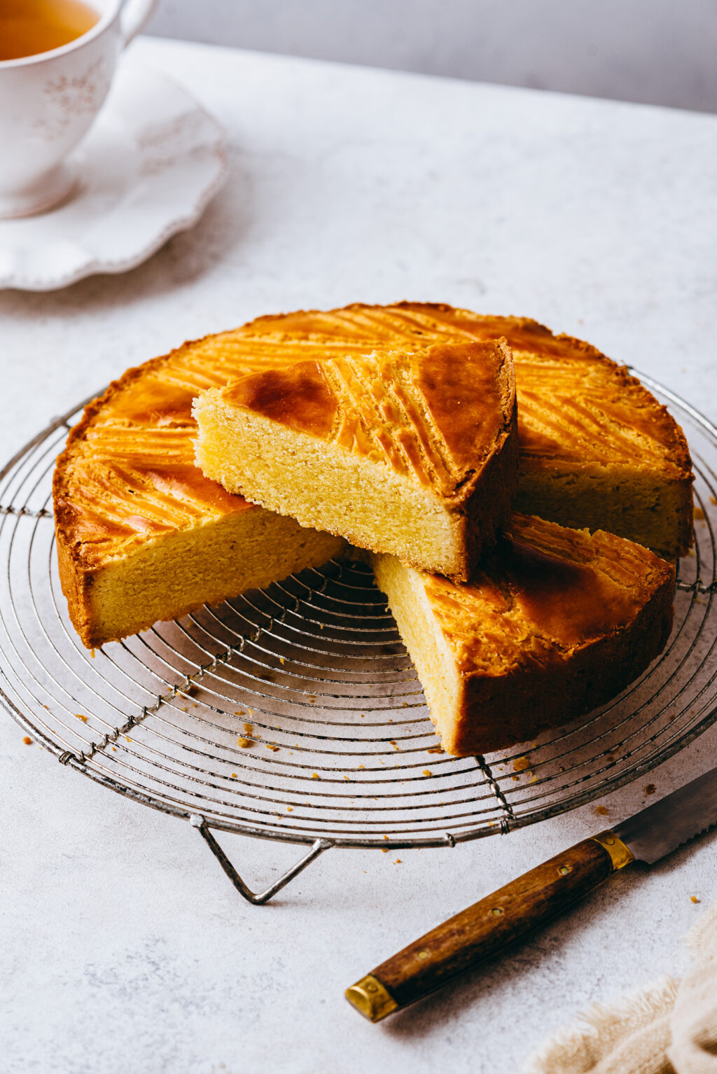 Part coupée gâteau breton - Lilie Bakery
