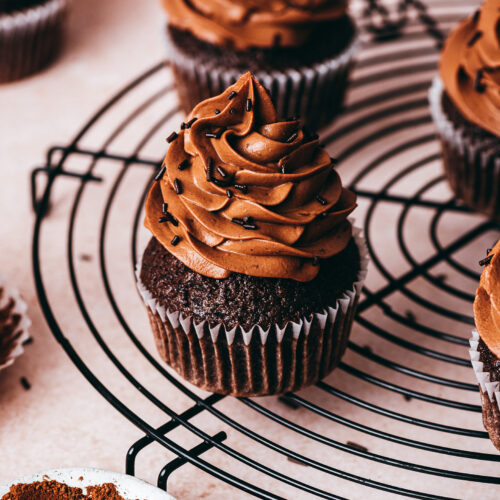 Recette cupcake chocolat ganache montée chocolat - Lilie Bakery