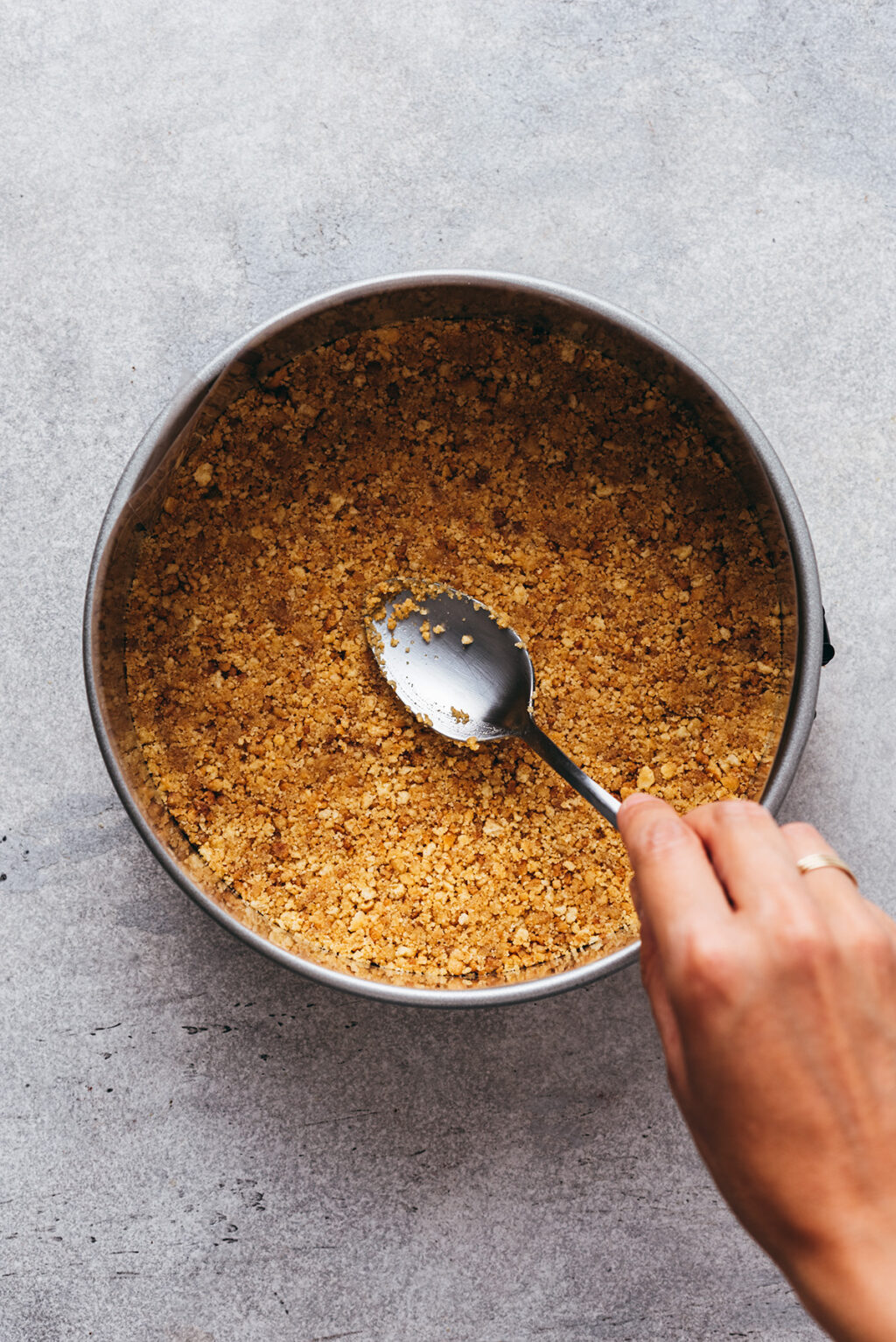 No-bake cheesecake biscuit base - Lilie Bakery