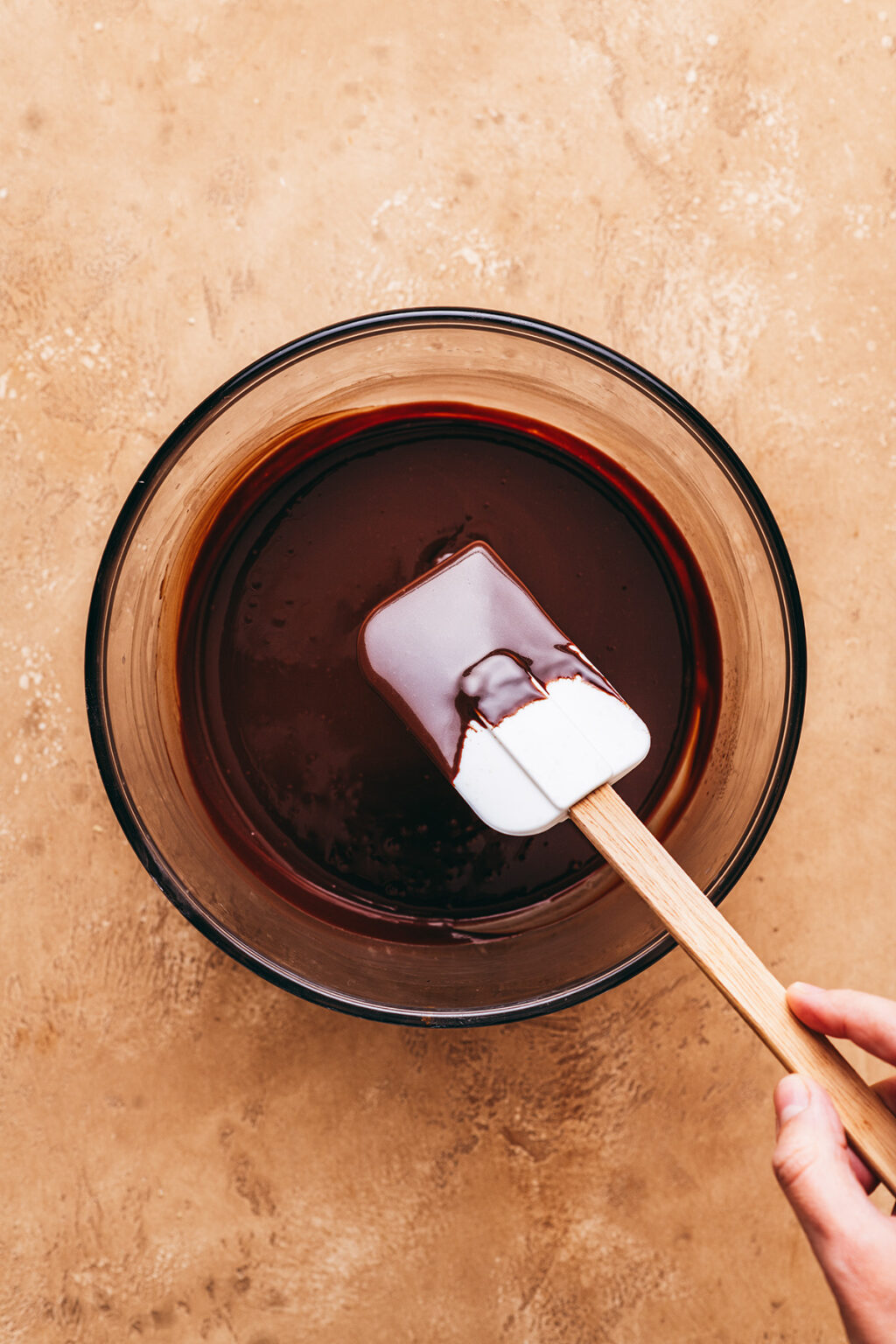 Dark chocolate ganache - Lilie Bakery