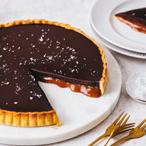 Chocolate caramel tart - Lilie Bakery