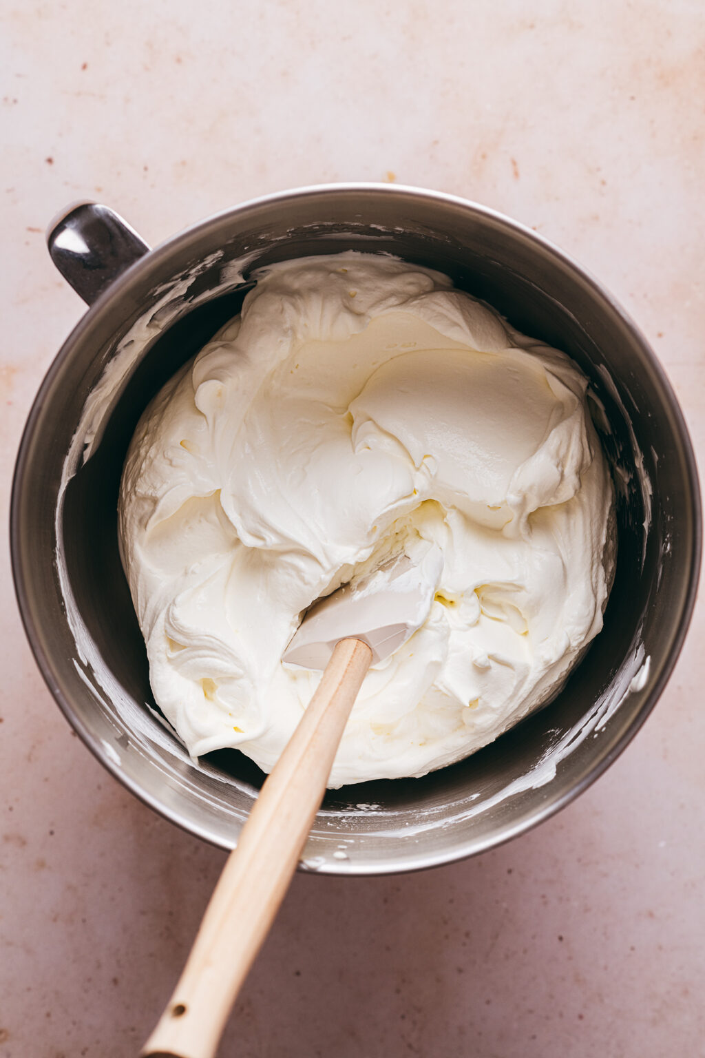 Chantilly mascarpone gateau - Lilie Bakery