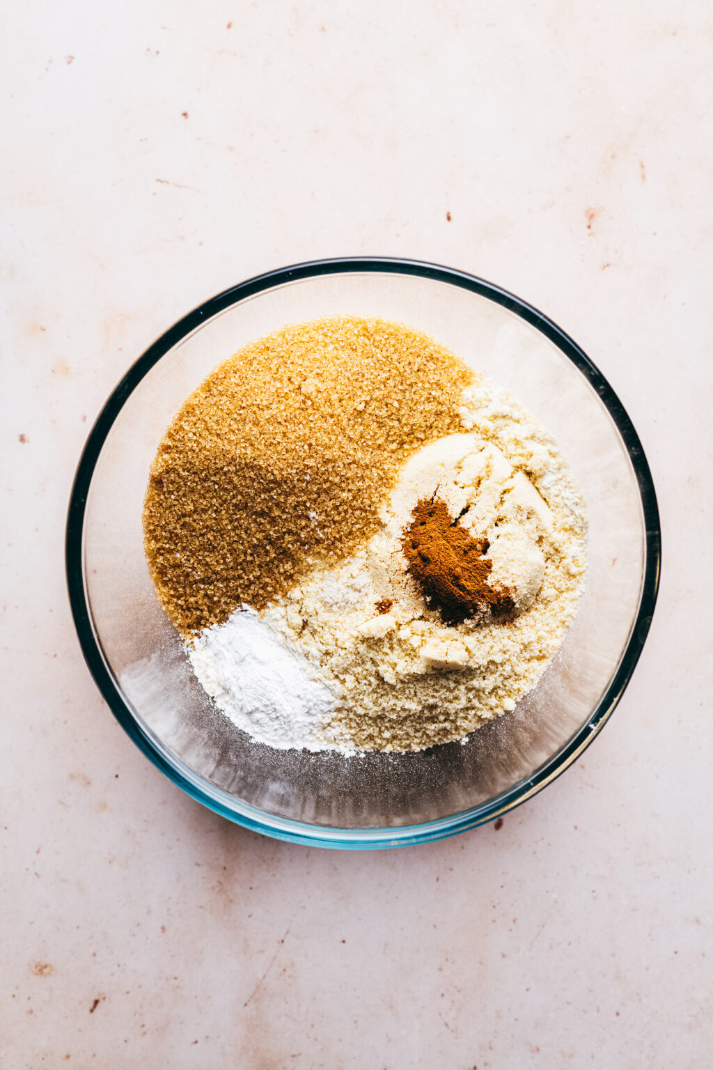 Ingrédients secs gâteau aux pommes - Lilie Bakery