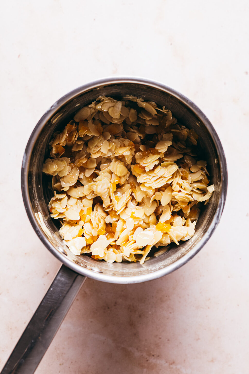 Préparation florentins - Lilie Bakery